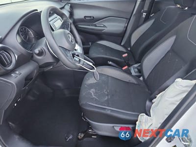 Zdjęcie 7 z 12 samochodu: 2019 NISSAN KICKS S VIN:3N1CP5CU1KL510855 - miniatura