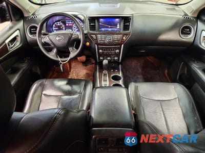 Zdjęcie 8 z 14 samochodu: 2013 NISSAN PATHFINDER S VIN:5N1AR2MM9DC607582 - miniatura