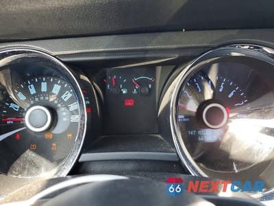 Zdjęcie 9 z 12 samochodu: 2014 FORD MUSTANG VIN:1ZVBP8AMXE5249496 - miniatura