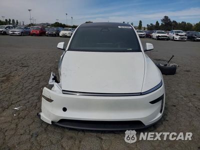 Piąte zdjęcie samochodu w środku: 2026 TESLA MODEL Y VIN:7SAYGDEEXTF621443 - miniatura
