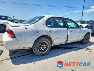 Trzecie zdjęcie samochodu z tyłu: 1998 NISSAN MAXIMA GXE VIN:JN1CA21D0WT513167 - miniatura