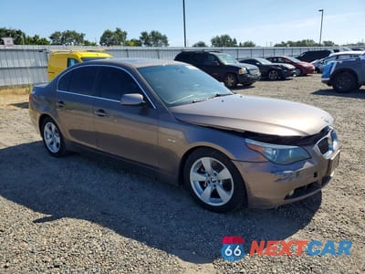 Czwarte zdjęcie samochodu z boku: 2004 BMW 530 I VIN:WBANA73514B060749 - miniatura
