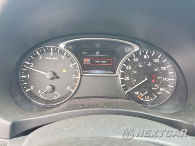 Zdjęcie 9 z 12 samochodu: 2018 NISSAN ALTIMA 2.5 SR VIN:1N4AL3AP4JC260724 - miniatura