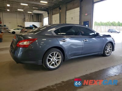 Trzecie zdjęcie samochodu z tyłu: 2009 NISSAN MAXIMA 3.5 S VIN:1N4AA51E09C856635 - miniatura