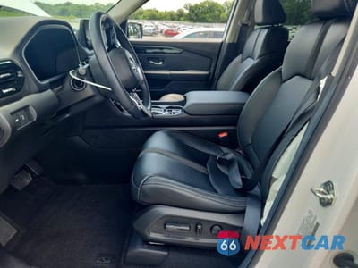 Zdjęcie 7 z 13 samochodu: 2025 HONDA PILOT EXL VIN:5FNYG2H44SB016644 - miniatura