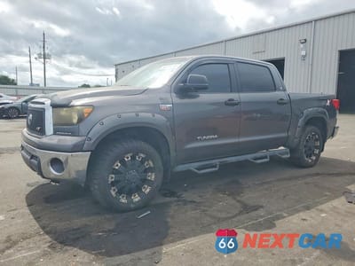 2013 TOYOTA TUNDRA CREWMAX SR5 5TFDW5F13DX283844 - główne zdjęcie licytacji z USA - miniatura