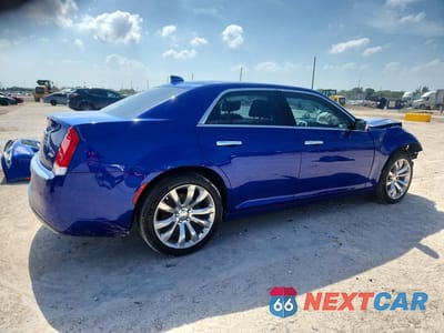 Trzecie zdjęcie samochodu z tyłu: 2018 CHRYSLER 300 LIMITED VIN:2C3CCAEG2JH263995 - miniatura