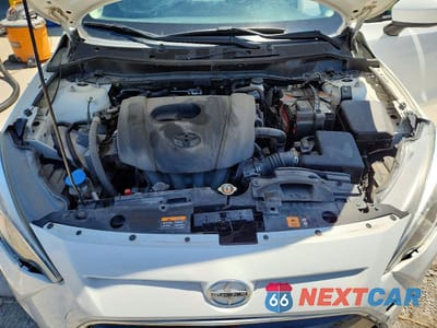 Zdjęcie 11 z 12 samochodu: 2016 SCION IA BASE VIN:3MYDLBZV8GY110461 - miniatura