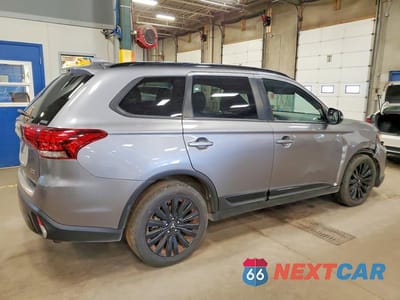 Trzecie zdjęcie samochodu z tyłu: 2020 MITSUBISHI OUTLANDER SE VIN:JA4AZ3A32LJ001874 - miniatura