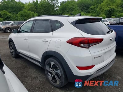 Drugie zdjęcie samochodu z przodu: 2018 HYUNDAI TUCSON VALUE VIN:KM8J3CA25JU684742 - miniatura