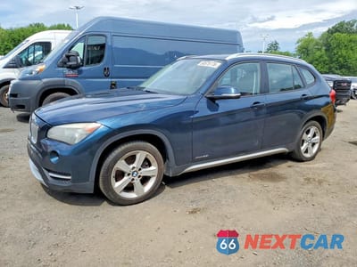 2013 BMW X1 XDRIVE28I WBAVL1C57DVR87387 - główne zdjęcie licytacji z USA - miniatura