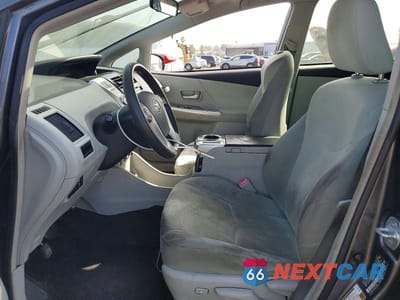 Zdjęcie 7 z 12 samochodu: 2012 TOYOTA PRIUS V TWO VIN:JTDZN3EU9C3176389 - miniatura