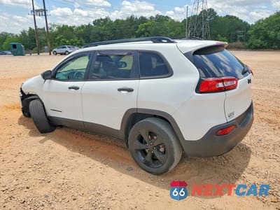 Drugie zdjęcie samochodu z przodu: 2017 JEEP CHEROKEE SPORT VIN:1C4PJLAB3HW585453 - miniatura