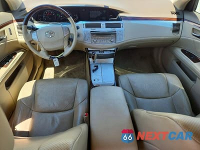 Zdjęcie 8 z 12 samochodu: 2010 TOYOTA AVALON LIMITED VIN:4T1BK3DB0AU352355 - miniatura