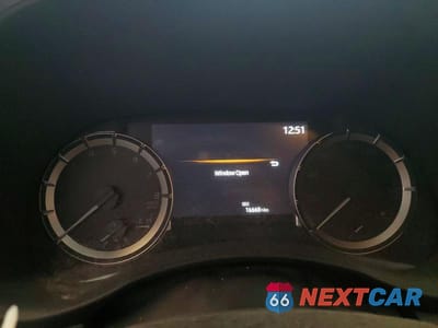 Zdjęcie 9 z 13 samochodu: 2026 TOYOTA HIGHLANDER XLE VIN:5TDKDRBH8TS600464 - miniatura