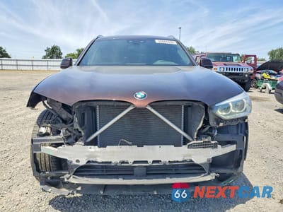Piąte zdjęcie samochodu w środku: 2019 BMW X3 XDRIVE30I VIN:5UXTR9C54KLD97987 - miniatura