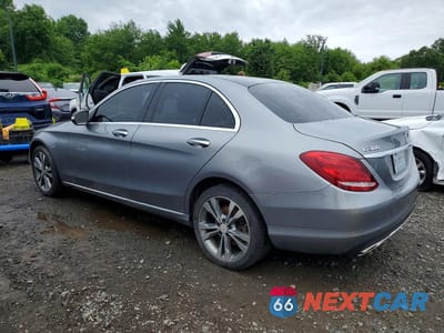 Drugie zdjęcie samochodu z przodu: 2015 MERCEDES-BENZ C 300 4MATIC VIN:55SWF4KB7FU005347 - miniatura