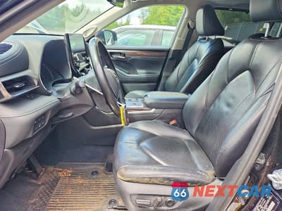 Zdjęcie 7 z 14 samochodu: 2021 TOYOTA HIGHLANDER HYBRID LIMITED VIN:5TDDBRCH4MS016495 - miniatura