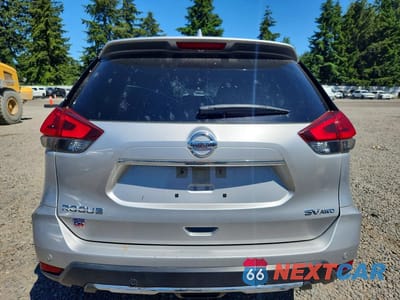 Zdjęcie 6 z 13 samochodu: 2020 NISSAN ROGUE SV VIN:JN8AT2MV9LW139076 - miniatura