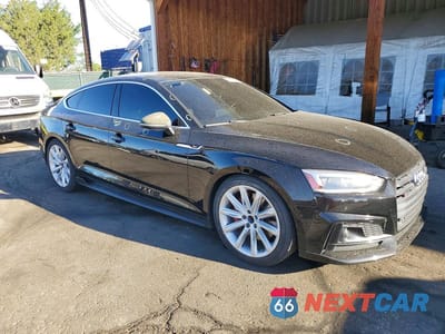 Czwarte zdjęcie samochodu z boku: 2018 AUDI S5 PRESTIGE VIN:WAUC4CF54JA102559 - miniatura