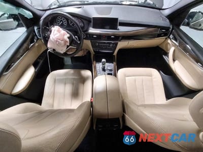 Zdjęcie 8 z 13 samochodu: 2018 BMW X5 XDRIVE35I VIN:5UXKR0C54J0Y04789 - miniatura