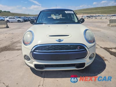 Piąte zdjęcie samochodu w środku: 2015 MINI COOPER S VIN:WMWXP7C53F2A39642 - miniatura