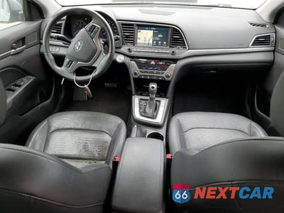 Zdjęcie 8 z 12 samochodu: 2017 HYUNDAI ELANTRA LIMITED VIN:KMHD84LF6HU358012 - miniatura