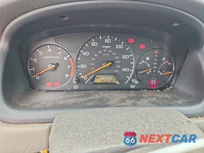 Zdjęcie 9 z 12 samochodu: 2001 HONDA ACCORD LX VIN:JHMCG56421C000063 - miniatura