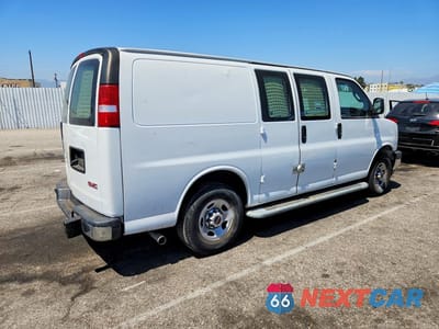 Trzecie zdjęcie samochodu z tyłu: 2023 GMC SAVANA G2500 VIN:1GTW7AFPXP1201683 - miniatura