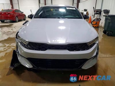 Piąte zdjęcie samochodu w środku: 2022 KIA K5 GT LINE VIN:5XXG64J29NG083860 - miniatura