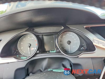 Zdjęcie 9 z 12 samochodu: 2012 AUDI S5 PRESTIGE VIN:WAUVGAFH1CN008925 - miniatura