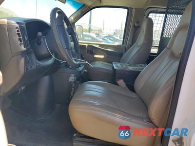 Zdjęcie 7 z 13 samochodu: 2007 CHEVROLET EXPRESS G2500 VIN:1GCGG25V271223770 - miniatura