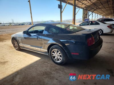 Drugie zdjęcie samochodu z przodu: 2007 FORD MUSTANG VIN:1ZVFT80NX75321971 - miniatura