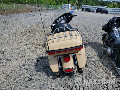 Czwarte zdjęcie samochodu z boku: 2014 HARLEY-DAVIDSON FLHTK ELECTRA GLIDE ULTRA LIMITED VIN:1HD1KEL19EB643215 - miniatura