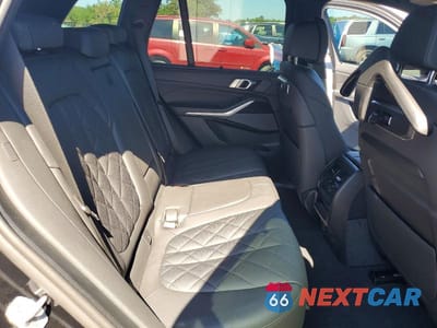 Zdjęcie 11 z 13 samochodu: 2024 BMW X5 XDRIVE40I VIN:5UX23EU01R9V38057 - miniatura