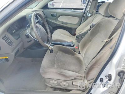 Zdjęcie 7 z 12 samochodu: 2004 HYUNDAI SONATA GL VIN:KMHWF25S94A970875 - miniatura