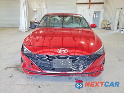 Piąte zdjęcie samochodu w środku: 2023 HYUNDAI ELANTRA SEL VIN:KMHLS4AG9PU459889 - miniatura