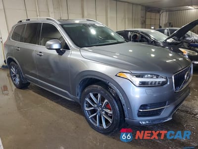 Czwarte zdjęcie samochodu z boku: 2016 VOLVO XC90 T6 VIN:YV4A22PK4G1021419 - miniatura
