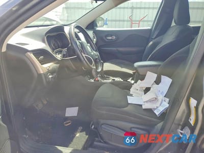 Zdjęcie 7 z 13 samochodu: 2015 JEEP CHEROKEE LATITUDE VIN:1C4PJLCB1FW670981 - miniatura