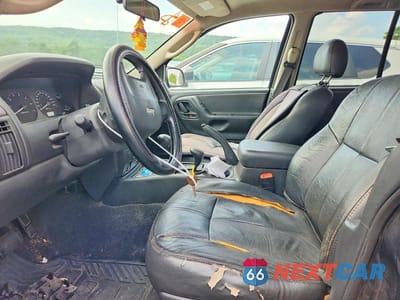 Zdjęcie 6 z 12 samochodu: 2004 JEEP GRAND CHEROKEE LAREDO VIN:1J4GW48S84C312866 - miniatura