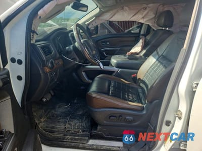 Zdjęcie 7 z 12 samochodu: 2017 NISSAN TITAN PLATINUM RESERVE VIN:1N6AA1E58HN530028 - miniatura