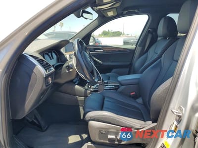 Zdjęcie 7 z 13 samochodu: 2018 BMW X3 XDRIVE30I VIN:5UXTR9C52JLC82514 - miniatura