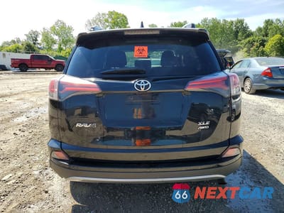 Zdjęcie 6 z 13 samochodu: 2018 TOYOTA RAV4 XLE VIN:2T3RFREV0JW804732 - miniatura