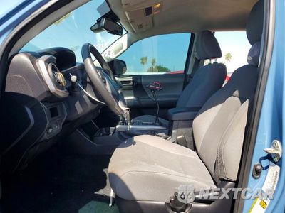 Zdjęcie 7 z 12 samochodu: 2019 TOYOTA TACOMA SR5 V6 VIN:3TMAZ5CN7KM107271 - miniatura