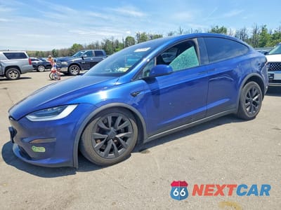 2022 TESLA MODEL X 7SAXCAE59NF361559 - główne zdjęcie licytacji z USA - miniatura
