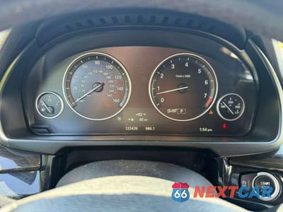 Zdjęcie 9 z 11 samochodu: 2015 BMW X5 XDRIVE35I VIN:5UXKR0C56F0P00070 - miniatura