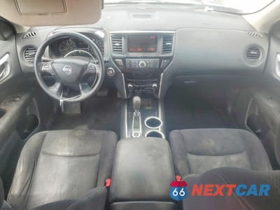 Zdjęcie 8 z 13 samochodu: 2015 NISSAN PATHFINDER S VIN:5N1AR2MM9FC685816 - miniatura