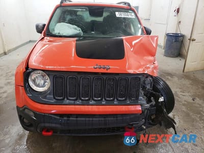 Piąte zdjęcie samochodu w środku: 2016 JEEP RENEGADE TRAILHAWK VIN:ZACCJBCT1GPE04523 - miniatura