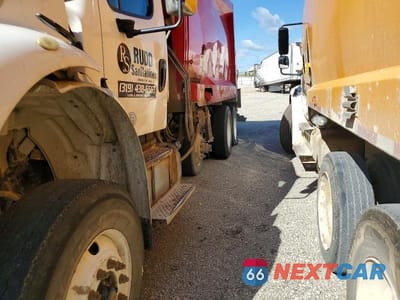 Zdjęcie 9 z 10 samochodu: 2018 FREIGHTLINER BUSINESS CLASS M2 REFUSE TRUCK VIN:1FVHCYFE3JHJK5707 - miniatura