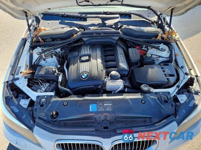 Zdjęcie 11 z 12 samochodu: 2010 BMW 528 XI VIN:WBANV1C51AC445915 - miniatura
